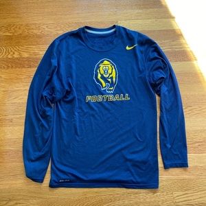 Vintage Nike football cal bears long sleeve t shirt.